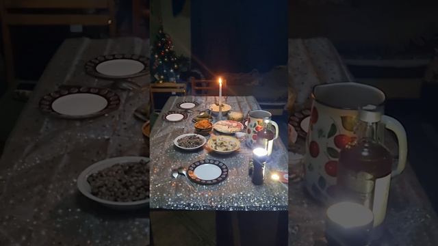 Christmas Eve dinner, Ukraine cut it's carbon footprint by 30% this year what did everyone else do?