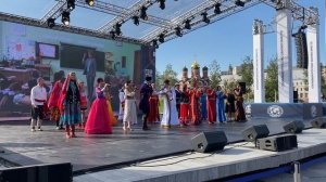 Москва, парк "Зарядье". V Фестиваль Русского географического общества.