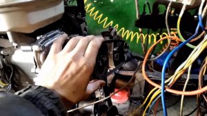 Установка и подключение ваз генератора на самодельный мини трактор.
