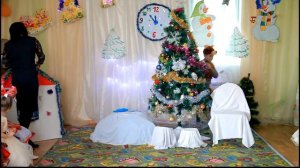 Новогодний утренник в детском саду Севиндж 2017 первая средняя группа