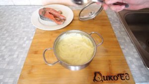 Видео рецепт стейка из чавычи на сковороде_ быстро и вкусно готовим чавычу с картофельным пюре.mp4