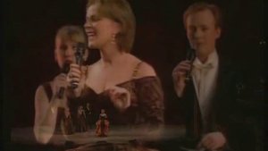 Anni-Frid Lyngstad - Dancing Queen with the Real Group