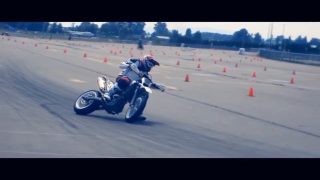 Супермотоциклы для суперлюдей  Supermoto.mkv