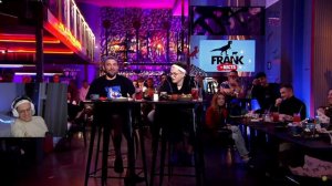 Бустер смотрит ВОПРОС РЕБРОМ | Buster Баста Реакция