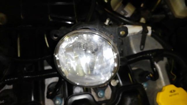 Замена ПТФ Н16 на Н11 на Весте смотреть онлайн