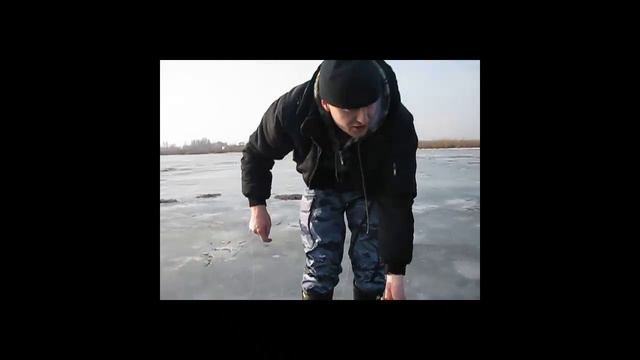 Ловля щуки на жерлицы!!! (Catching pike on tackles) смотреть онлайн