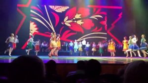 Веселая кадриль ансамбль танца Велес