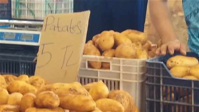 БАЗАР В ФАМАГУСТЕ  СЕВЕРНЫЙ КИПР. ОКТЯБРЬ 2021