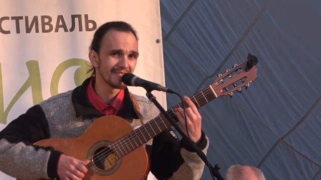 Романс "Примчись, придумай что-нибудь..."  (ст. Петр Вегин, муз. Андрей Крючков).