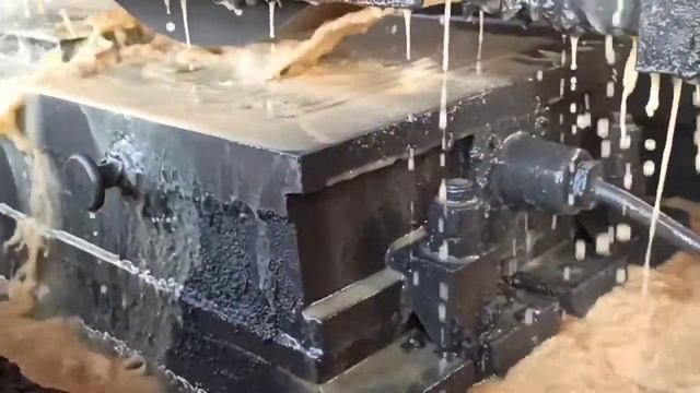 Шлифовка пуансонов, матриц, заточка ножей гильотин на плоско-шлифовальном станке