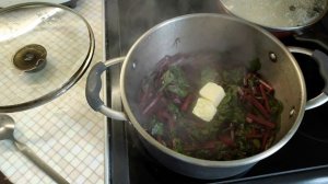 Свекольная ботва тушеная по-армянски. Три вариации рецепта!