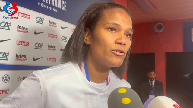 Wendie Renard (OL) : « Si on n’a pas de diffuseur, ça voudrait dire qu’on fait marche arrière » смотреть онлайн