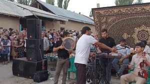 Умеди Шарифзод деҳаи Амондара эй модариҷон.