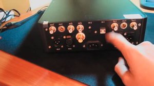 Audio-GD NFB-28 Unboxing