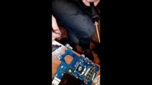 Нет куска ноутбука samsung Замена разъема питания Ремонтируем