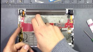 Lenovo YOGA Tablet 8 60044 how to disassembly, don’t charging.