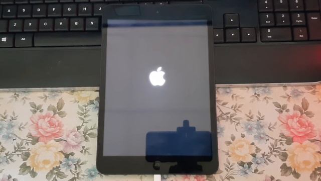 How to Jailbreak iPad / iPhone Jailbreak смотреть онлайн