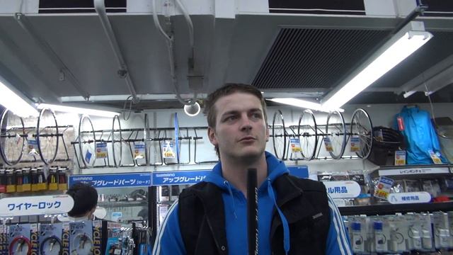 ИГРАЕМ В ГОЛЬФ в Токио Японии / Golf in Tokyo Japan смотреть онлайн