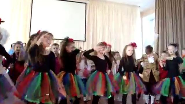 выпускной школы 3 б класс смотреть онлайн