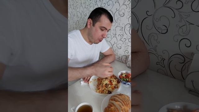 Настоящий плов едят руками смотреть онлайн