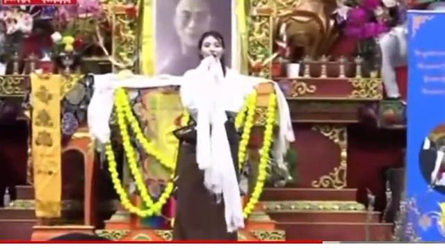 Tibetan singer Phurbu Lhamo let’s go see Sikyong Dr Lobsang Sangay. Tibetan YouTuber in Australia.