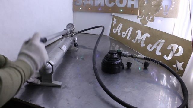 Дистанционный гидравлический домкрат низкий 20 тонн ДД20 90 смотреть онлайн