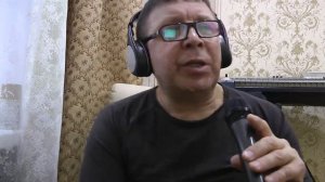 Я ПОЮ В НАШЕМ ГОРОДКЕ  СЫРО