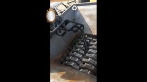 Шредер. Эта машина для уничтожения вызывает чувство уважения. Смотрите