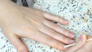 Как удалить кутикулу самостоятельно и без порезов | средство для необрезного маникюра