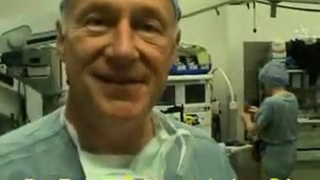 World's top surgeons react to their first Lumera micoscope case. смотреть онлайн