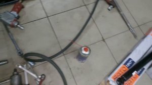 FORD FIESTA 2015 замена задних амортизаторов (устраняем СТУК в ходовой)