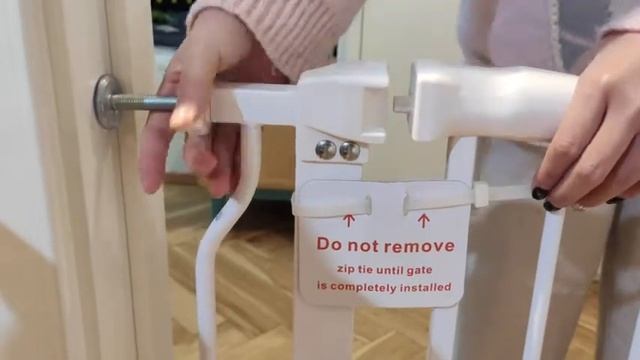 BalanceFrom Easy Walk-Thru Safety Gate смотреть онлайн