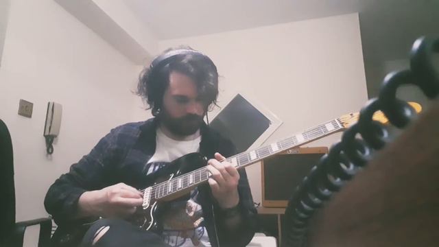 Squier Bass VI through Boss DD 200 смотреть онлайн