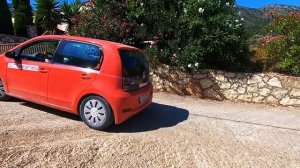 Volkswagen up - вездеход на две недели! Caravel аренда авто Крит. Volkswagen up отзыв