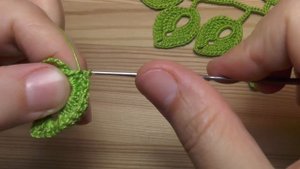 Вязание веточки листиков - урок вязания крючком -Crochet leaf sprigs