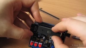 Прибор для измерения емкости и индуктивности, набор для сборки