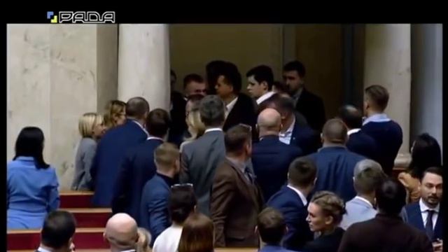 В Раде подрались "слуги народа" Бужанский и Лерос смотреть онлайн