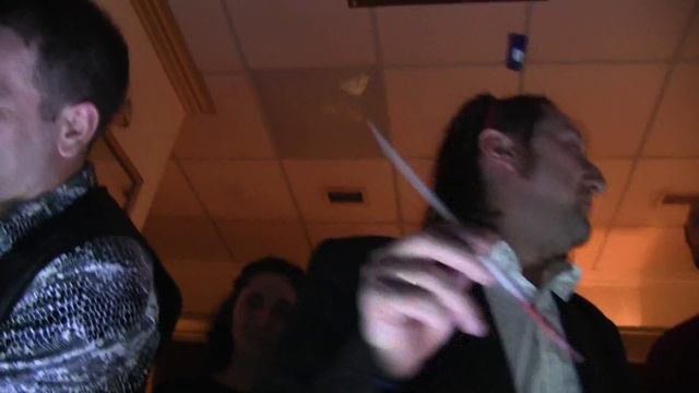 Первые в Саратове тараканьи бега.vob смотреть онлайн