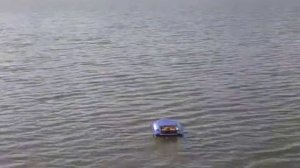 Радиоуправляемый катер для рыбалки