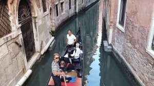 Поющий гондольер. Венеция. Италия.