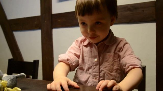 "Мышонок, мышонок" и "Я иду и пою обо всем хорошем" смотреть онлайн