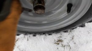 Транспортное положение колес на снегоуборщике.