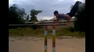 Турники и Брусья!Спорт это круто!!!!!