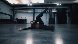 Julianna Kobtseva | Mansfield.TYA - La fin des temps | Strip choreography