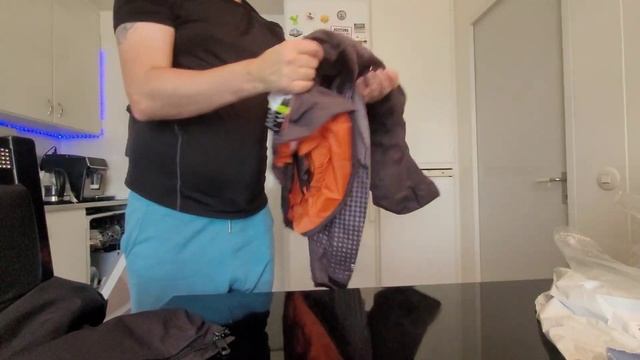 Распаковка куртки ?Trespass(250€) с сайта CAMPADRE.SE смотреть онлайн