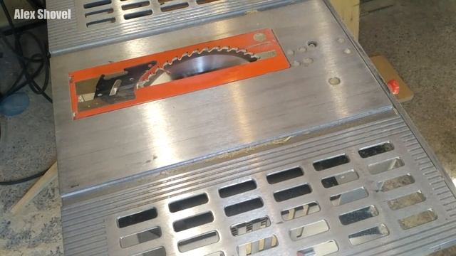 Перфекционистам НЕ смотреть! Делаю Кухонный Стол. смотреть онлайн