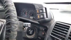 Зависают обороты на 2500 на ВАЗ 2111.Странная неисправность.