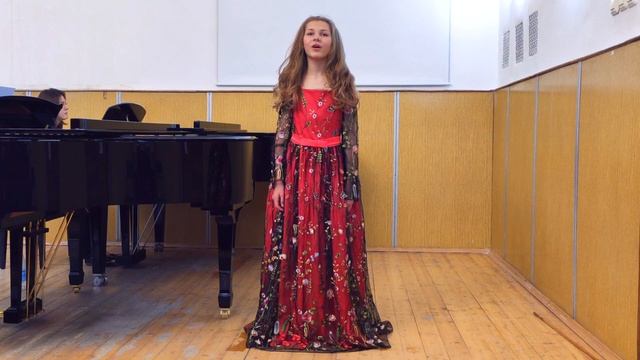 "Сапожки" польская народная песня в обр Р. Бойко, поет Василиса Никитина смотреть онлайн