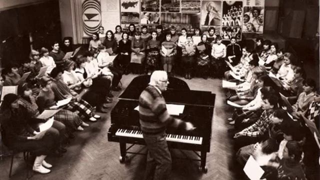 А. Эшпай "Криницы", стихи В. Карпенко смотреть онлайн