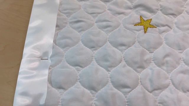 ✂️КАК ОБРАМИТЬ АТЛАСНОЙ ЛЕНТОЙ ДЕТСКОЕ ПОКРЫВАЛО…